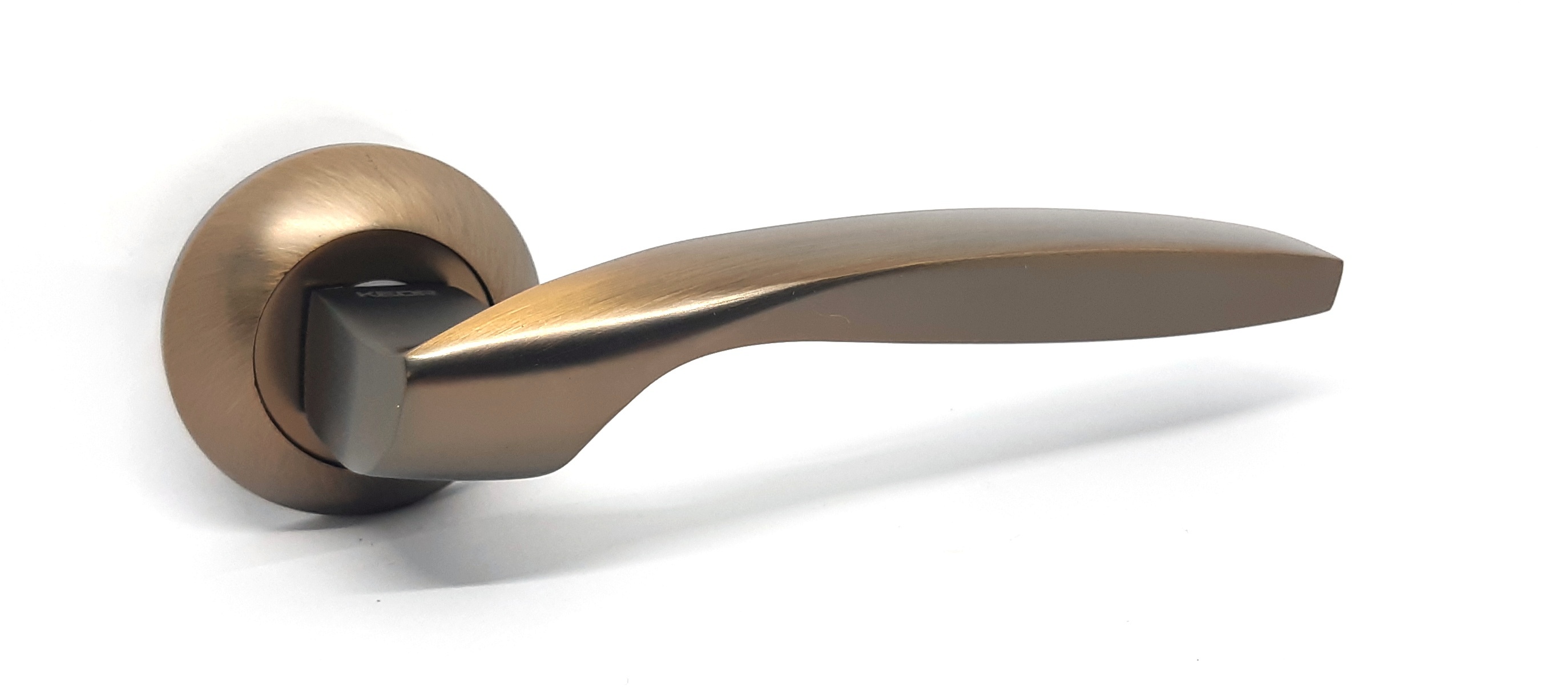 KEDR  ручка на кр. розетці R10.045-AL-MACC