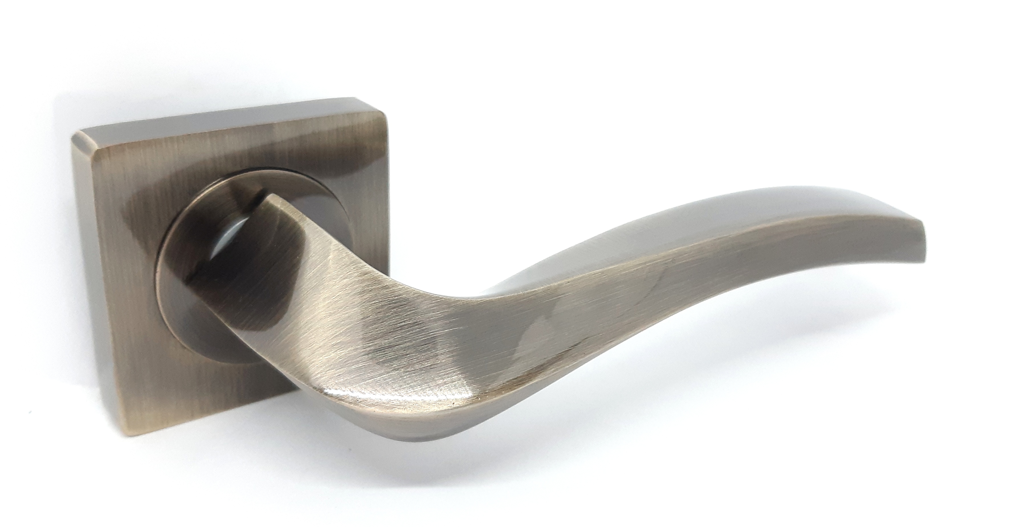 KEDR  ручка на кв. розетці R08.160-AL-AB